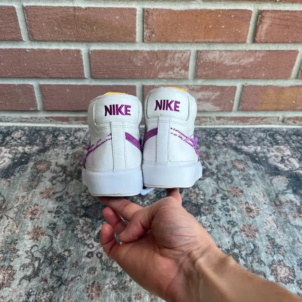 Nike SB Zoom Blazer Mid Edge / Men 4 Women 5.5 / White Viotech Purple DA2189-100